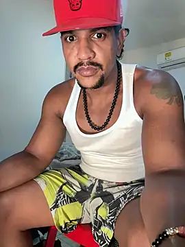 Pokazy przed kamerką – bigdick211292
