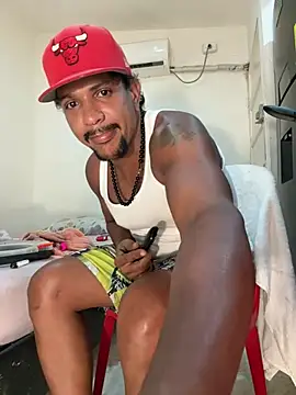 bigdick211292 Adlı Modelin Web Kamerası Şovu