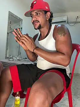 bigdick211292 在線直播表演