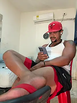 bigdick211292 webcam show