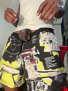 bigdick211292 Adlı Modelin Web Kamerası Şovu
