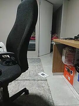 Bra-G Show in webcam