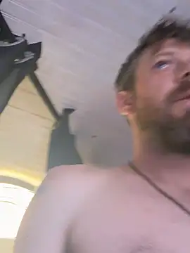 Twhatuwant Webcam show