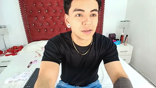 Jaden_and_sofia Adlı Modelin Web Kamerası Şovu
