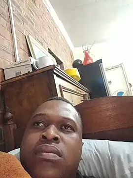 Original_Don_Julion Webbikameraesitys