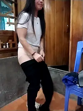 Lovephay8x Show in webcam