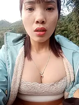 yeutinh00's Webcam Show