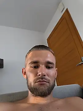 عرض كام Benjamiinlt