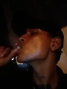miloxx123 webkamerás műsora