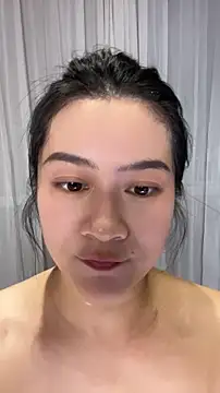mo-mo-69 Adlı Modelin Canlı XXX Sohbeti
