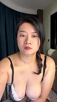 mo-mo-69 网络视讯表演