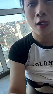 mo-mo-69 网络视讯表演