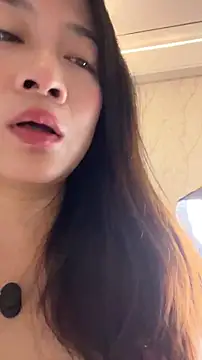 mo-mo-69's Webcam Show