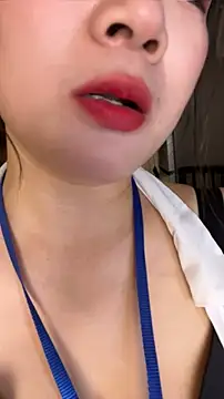 Živý XXX chat mo-mo-69