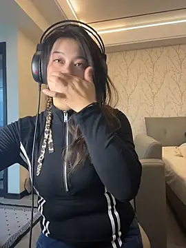 mo-mo-69 网络视讯表演
