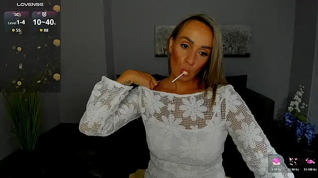 צ'אט XXX בשידור חי של Alisa_Allisen