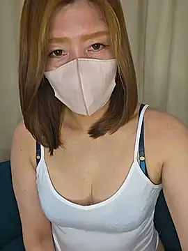ria-1224 Live XXX-Chat