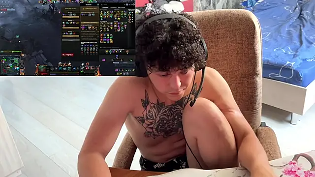 thisguyhasnochill Show in webcam