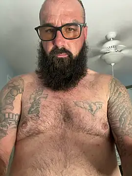 alphareign85 Show in webcam