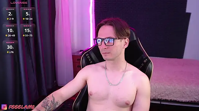 Show modela F666LAME na web-kameri