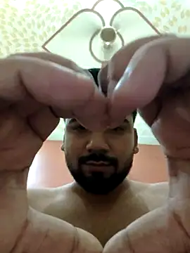 12vxyz Chat XXX live