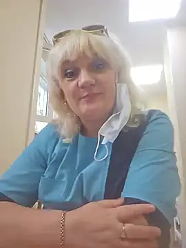 XXX chat uživo modela AliceStar333