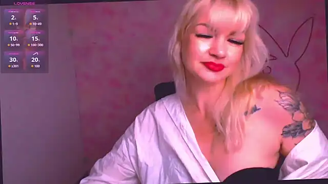Madonna_Fire: онлайн-секс-чат