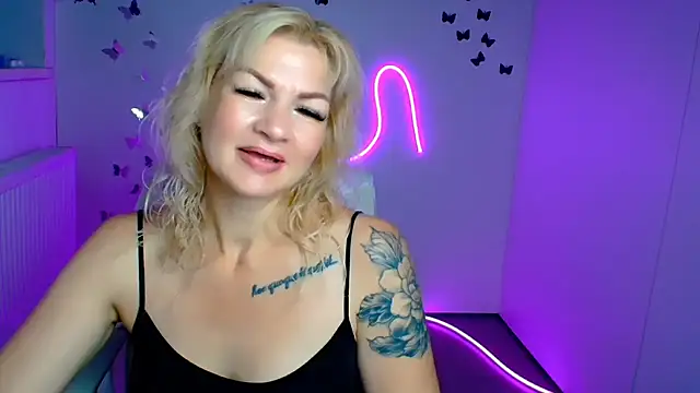 Madonna_Fire's Live XXX Chat