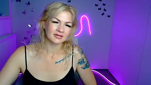 Madonna_Fire Live XXX-chat