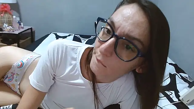 Sonyasays' Live XXX Chat