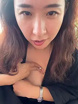 Jingjingxiang-520's Webcam Show