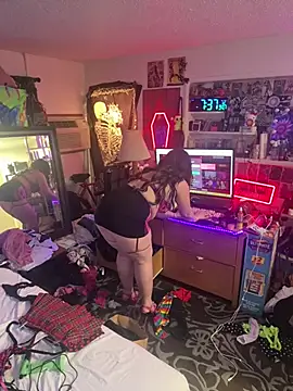 הופעת וובקאם של VioletBordeux