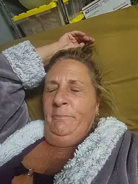 Chat XXX ao vivo de SultrySummer68