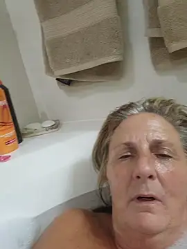 SultrySummer68's Webcam Show