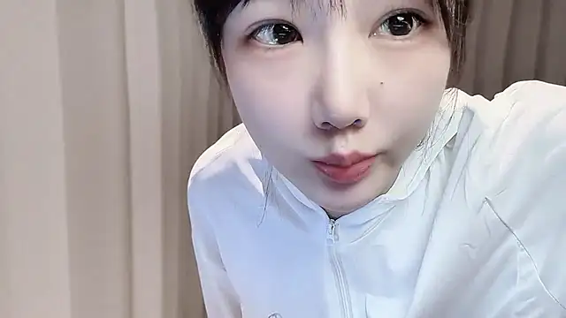 Ccc7-'s Live XXX Chat