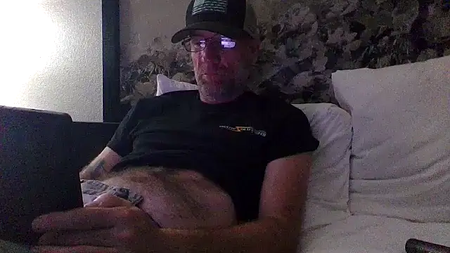 tittycum3636 Webcam-Show