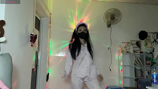 Živý XXX chat Tieu-May