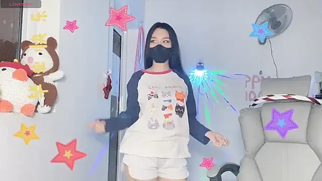 Tieu-May Show Webcam