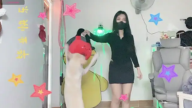Tieu-May's Live XXX Chat