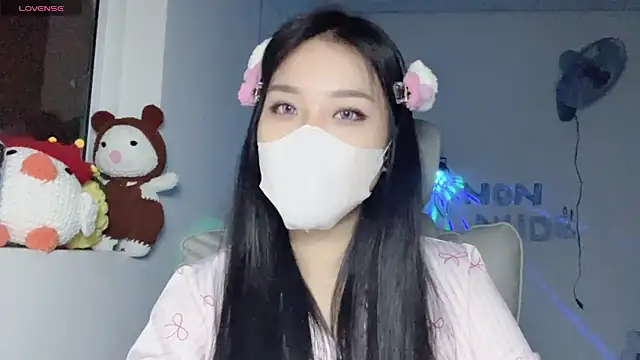 Tieu-May Chat XXX live