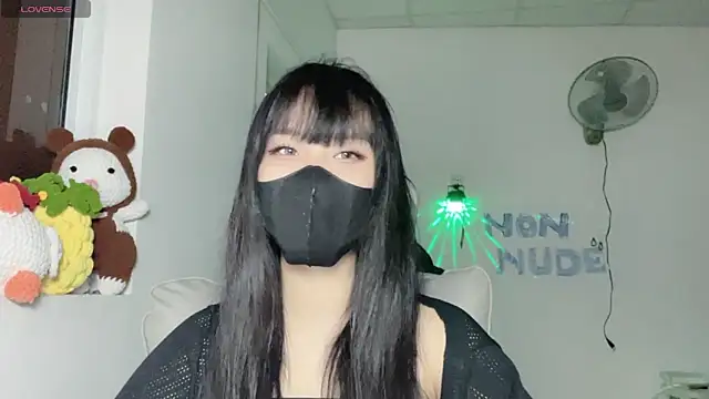 Tieu-May Webcam show