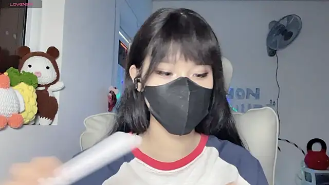 Tieu-May's Live XXX Chat