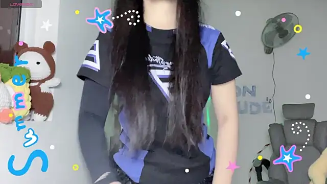 Tieu-May's Live XXX Chat