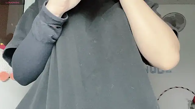 Živý XXX chat Tieu-May