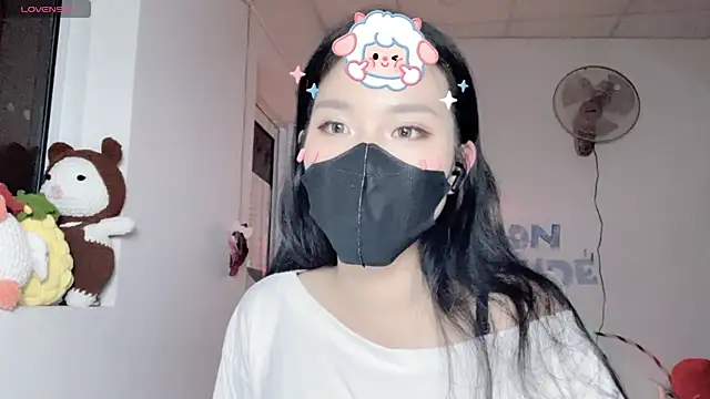 Tieu-May's Live XXX Chat