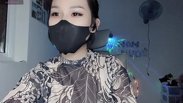 Tieu-May Show Webcam