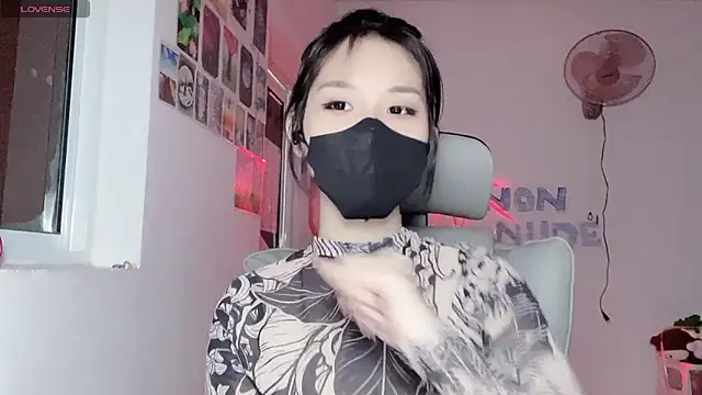 Tieu-May 即時 XXX 聊天