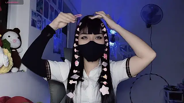 Chat XXX en directo de Tieu-May