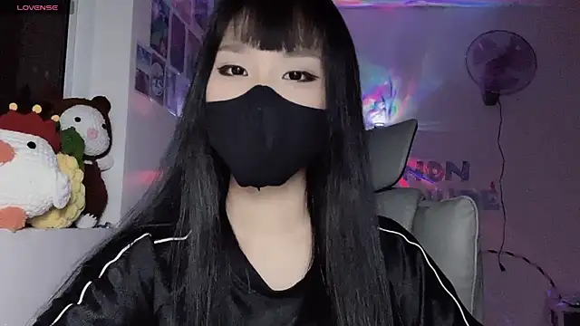 Tieu-May Webcam Show