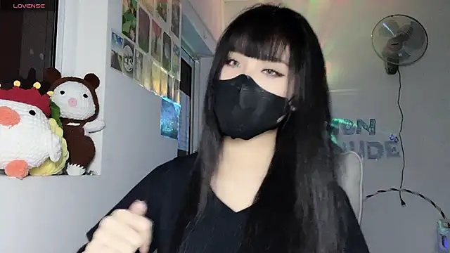 Tieu-May 网络视讯表演